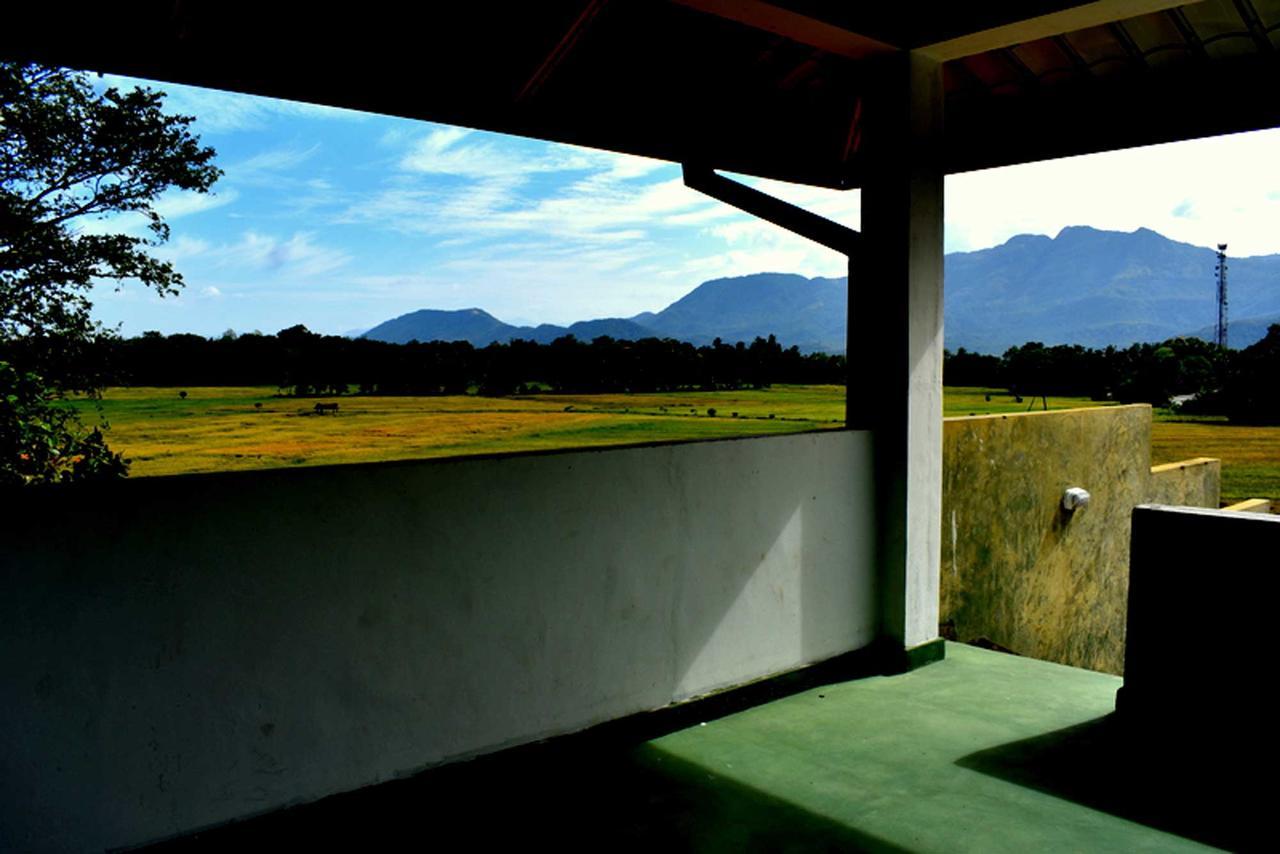 Green Heritage Holiday Resort Mahiyanganaya Bagian luar foto
